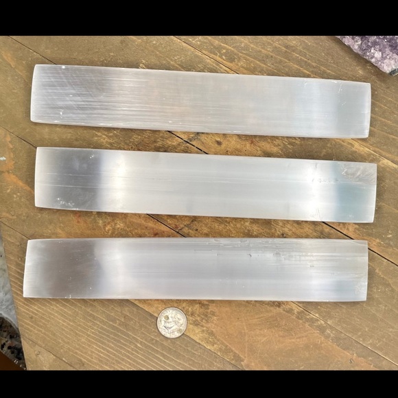 Selenite Charging station - Picture 4 of 8